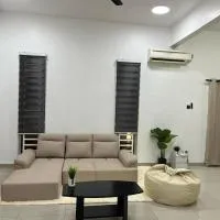 Cozy Nest House, hotel din Paka