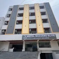 Hotel Bhavans Elite، فندق في Rajiv Gandhi International Airport