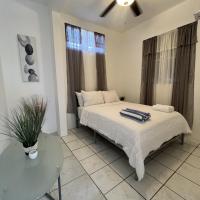 Surfer Steps Apartment, hotel poblíž Letiště Rafael Hernández - BQN, Aguadilla
