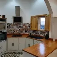 Villa Magnifique, hotel u gradu Abomey-Calavi