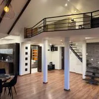 Carpatia Loft, ξενοδοχείο σε Τάρνοου