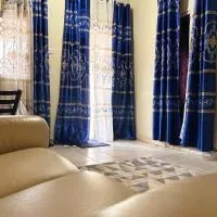 Serene Room and Living Room, hotell sihtkohas Serekunda