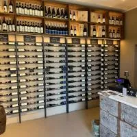Rooms and Wine al Castello, hotel v mestu Monteriggioni