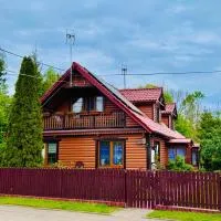Domek Jaskółka, hotel u gradu Bjalovježa