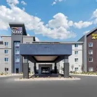 Sleep Inn & Suites Denver International Airport, hotel di Denver
