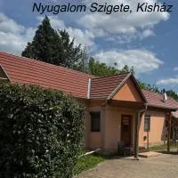 Nyugalom Szigete, Kisház Kerkaszentkirály, hôtel à Kerkaszentkirály