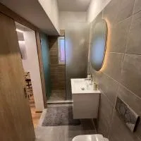 Imangination Home, hotel di Asprópirgos