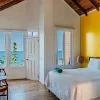 Paya Bay Resort、Port RoyalにあるGuanaja - GJAの周辺ホテル