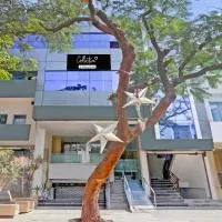 Collection O Kakadeo Kanpur Formerly Hotel Avon, ξενοδοχείο σε Κανπούρ