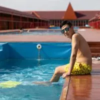 Pattaya SPA, hotel sa Dubun