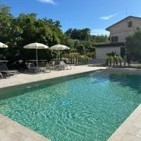 Gastronomic Country House CarloCarla, hotel en Monte San Pietrangeli