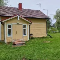 Mummonmökki Vetelissä โรงแรมในVeteli