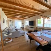 Mosel FeWo Sonnenlay mit Terrasse für Familien Gruppen, hotel sa Brauneberg