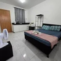 Flat completo a 6 minutos de mercado e praça, hotel di Aparecida de Goiania