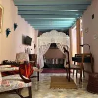 Suite Dôme Jasmin, готель у місті Bin Rhilouf