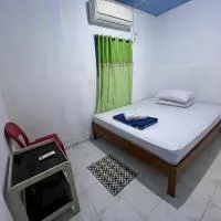 Ipoeng Rest Bed & Breakfast, hotel i Gorontalo