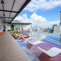 Fifth Avenue Hotel, hotell i George Town