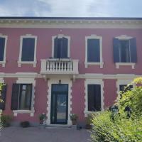 B&B Villa Clara โรงแรมใกล้สนามบินเวโรนาในดอสโซบัวโน