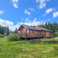 4 Bedroom Gorgeous Home In Vega, hotel near Brønnøysund Airport - BNN, Vika