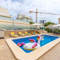 VILLA ZENIA by the Sea, hotel a Orihuela Costa