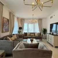 Royal 4BR - Luxury Yas Island Escape, Hotel in Yas Island