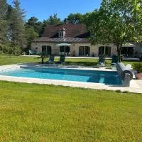 Domaine de Lithos, hotel u gradu Fossemagne