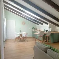 Loving My Rooms 1 - Deliziosa Mansarda in Centro, hotel sa Gorizia