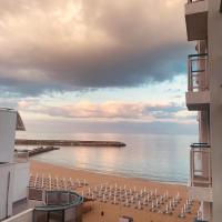 Studio Mare 2, hotel en Golden Sands