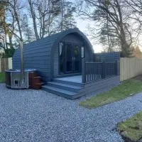Rosevalley luxury Glamping Grouse Pod, hotel u gradu 'Cawdor'