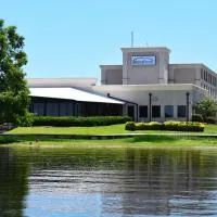 BridgePointe Hotel & Marina، فندق في نيو برن