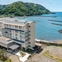 公共の宿伊豆まつざき荘, hotel en Matsuzaki
