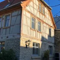 Hiestand's Gästehaus - Weingut & Hofbrennerei, хотел в Guntersblum