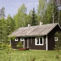 Off-Grid Forest Cabin with Private Sauna, hotel in Niitsiku