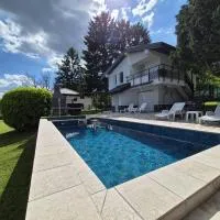 EmUm family cottage, hotel sa Potkraj