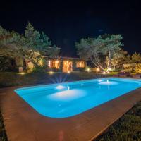 Luxury Villa Porto Rotondo with private pool by Varental, hotel a Porto Rotondo