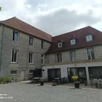Appartement 35m2 a l'étage ,1 lit double, hotel u gradu Le Vigeant
