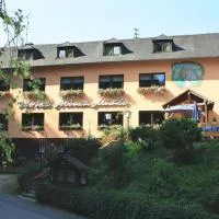 Waldhotel Albachmühle: Wasserliesch şehrinde bir otel