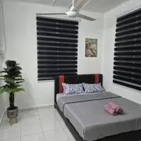Syaf Homestay, מלון בLunas