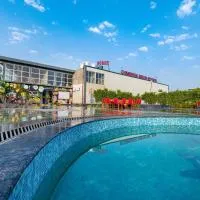 Chandrika Green Resort, hotel u gradu 'Vrindavan'