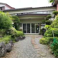 スポーツインみはらし, hotel v mestu Yamanakako