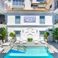 Hotel La Fonda, hotel i Benalmádena