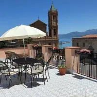 Casa Vacanze Mazzini, amazing Rooftop!, hotel v destinaci Termini Imerese