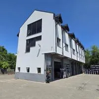 Autohof Rekado, hotel a Tîrgu Frumos