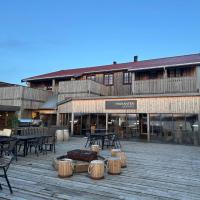 Havkanten Gjestehus, hotel near Sandnessjøen Airport, Stokka - SSJ, Husvær