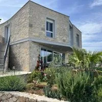 Holiday house Anna, hotel din Veli Iž