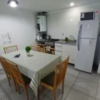 Luis Guillón में, होटल Apartamento LH Cómodo y moderno Cerca del aeropuerto Ezeiza ex fader