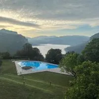 Parador de Vic-Sau, хотел в Tavernoles