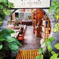 Lanzhou Waiting for the Wind International Youth Hostel، فندق في لانتشو