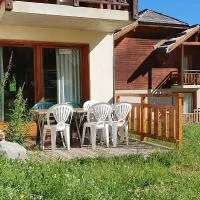 Chalet duplex Parc Aux Etoiles 1800، فندق في بوي-سانت-فينسينت