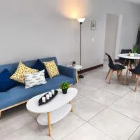 Moderno Apto #4 Casa Tía Tona zona 1, ξενοδοχείο σε Κετσαλτενάνγκο